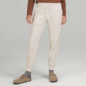 🍋 Lululemom Full length Dance Studio Jogger White Opal 10 EUC🍋